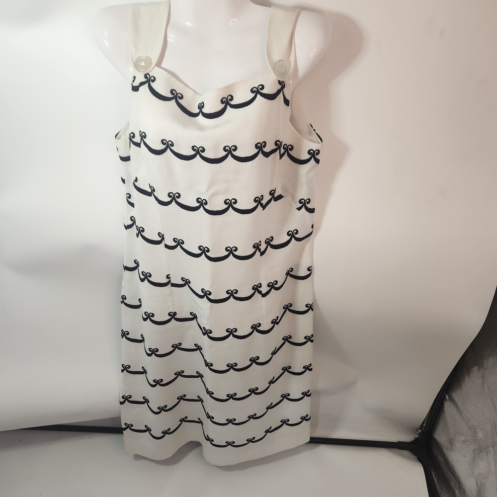 Marlow Black and Cream‎ Wave Pattern Midi Dress